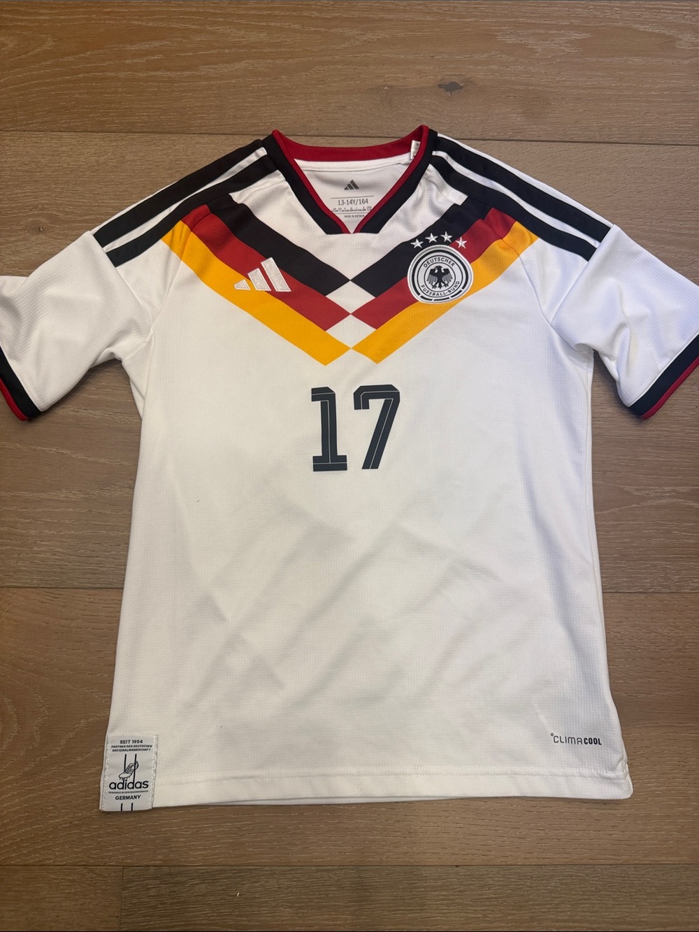 adidas Kids GERMANY 26 HOME WIRTZ
Soccer Jersey - Picture 2 of 8
